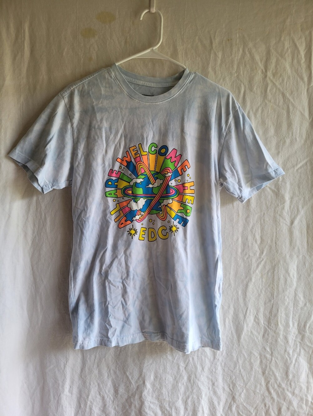 Insomniac EDC Unisex Graphic T-Shirt Size S All Are Welcome Here Blue Tie Dye